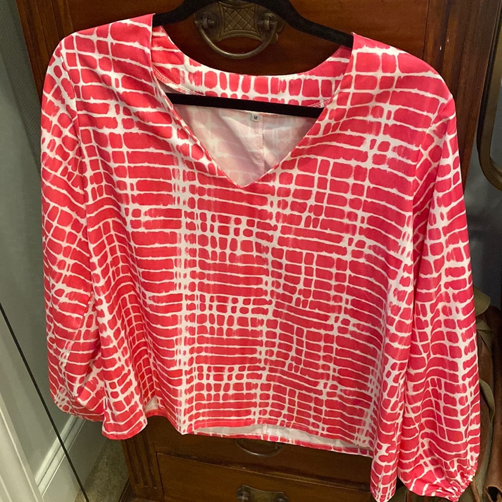 Hot pink and white v neck blouse